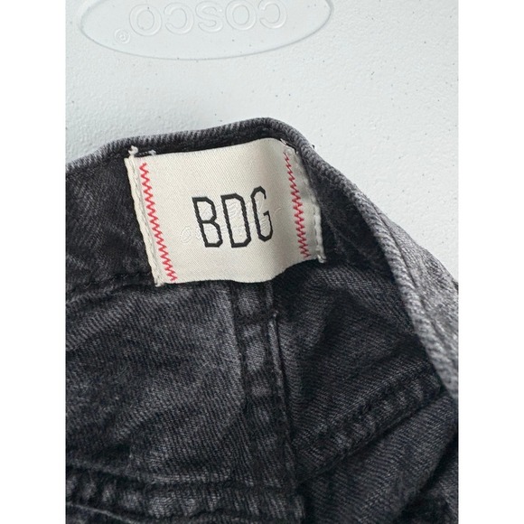 BDG Urban Outfitters Cowboy Jeans Size 27 Black Wash Denim Straight Leg - Picture 2 of 5